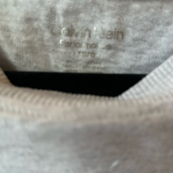 Calvin Klein Gray Cropped Sweatshirt - Picture 3 of 3